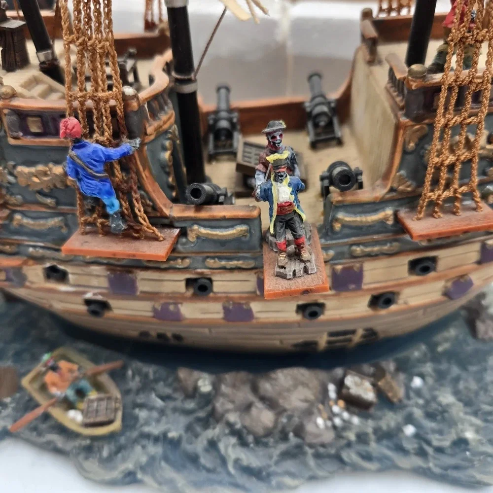 Vtg Lemax Spooky Town Lighted GHOST GALLEON Ship Halloween Village Rare Working